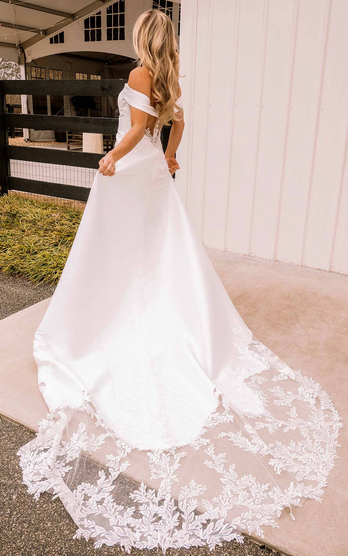 7363 Sweetheart Neckline Wedding Dress with Off-the-Shoulder Straps by Stella York